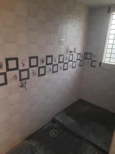 Bathroom Image of 700 Sq.ft 1 BHK Builder Floor for rent in Cs Nagar Madurai for Rs. 15000