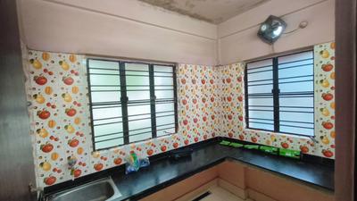 Kitchen Image of 600 Sq.ft 2 BHK Builder Floor for sale in Golf Green Kolkata for Rs. 3250000