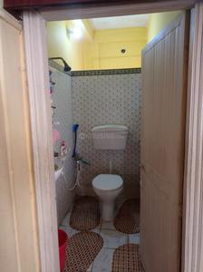 Bathroom Image of 1400 Sq.ft 4 BHK Apartment / Flat for sale in Naktala Kolkata for Rs. 4400000