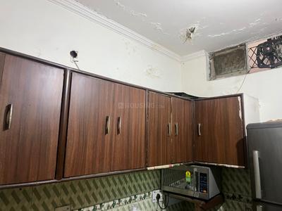 Kitchen Image of 490 Sq.ft 1 BHK Builder Floor for rent in Ashok Nagar New Delhi for Rs. 16000