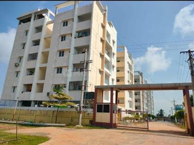 Image of 1565 Sq.ft 3 BHK Apartment / Flat for sale in Sree Pavithra Avenue, Thimmapuram, Kakinada for Rs. 6600000
