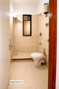Bathroom Image of 1850 Sq.ft 3 BHK Apartment / Flat for sale in Chembur Mumbai for Rs. 39900000
