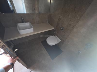 Image of 1600 Sq.ft 3 BHK Apartment / Flat for rent in JP Decks, Malad East, Mumbai for Rs. 102000