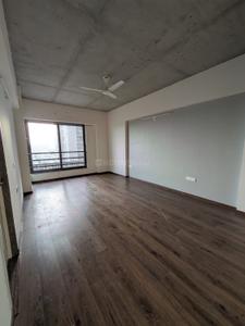 Bedroom Image of 2590 Sq.ft 3 BHK Apartment / Flat for rent in Riviera Prestige, Sarkhej Ahmedabad for Rs. 45000