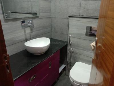 Bathroom Image of 1500 Sq.ft 1 RK Builder Floor for rent in Sector 56 Gurgaon for Rs. 22500