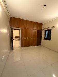 Bedroom Image of 2100 Sq.ft 3.5 BHK Apartment / Flat for rent in Cooke Town Bengaluru for Rs. 115000