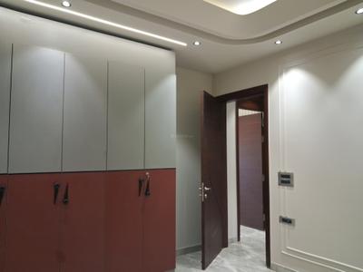 Bedroom Image of 2250 Sq.ft 4 BHK Builder Floor for sale in New Builder Floors, Paschim Vihar New Delhi for Rs. 45000000