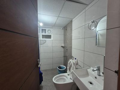 Bathroom Image of 900 Sq.ft 3 BHK Apartment / Flat for rent in Sowparnika Jazzmyna, Kunnamangalam Kozhikode for Rs. 33000