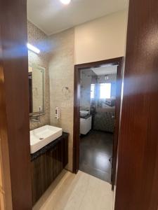 Bathroom Image of 3294 Sq.ft 4.5 BHK Builder Floor for sale in Sector 28 Faridabad for Rs. 32500000