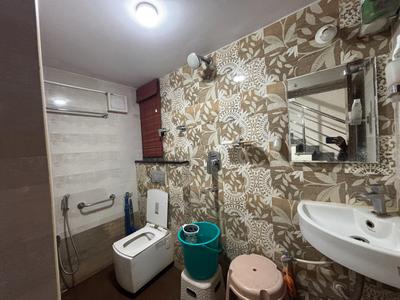 Bathroom Image of 2400 Sq.ft 4 BHK Independent House for rent in Vidyaranyapura Bengaluru for Rs. 55000
