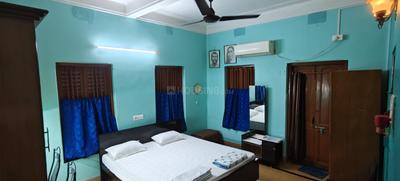 Bedroom Image of 1100 Sq.ft 2 BHK Builder Floor for rent in Kalighat Kolkata for Rs. 30000