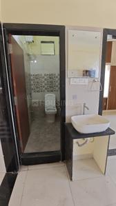 Image of 1300 Sq.ft 2 BHK Apartment / Flat for rent in Kondapur, Hyderabad for Rs. 26000
