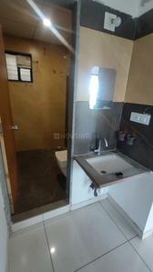 Bathroom Image of 1800 Sq.ft 3 BHK Apartment / Flat for rent in Shyam Vintage, Vemali Vadodara for Rs. 25000