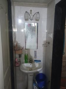Bathroom Image of 600 Sq.ft 1 BHK Apartment / Flat for rent in Kohinoor Glory, Mohammed Wadi Pune for Rs. 21000