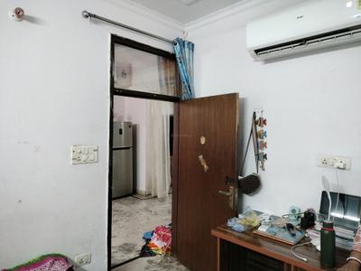 Bedroom Image of 980 Sq.ft 3 BHK Builder Floor for rent in Palam New Delhi for Rs. 22000