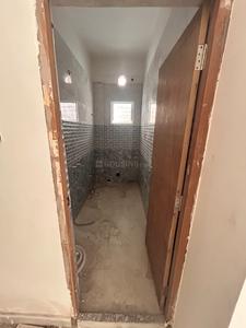 Bathroom Image of 945 Sq.ft 2 BHK Apartment / Flat for sale in Netaji Nagar Kolkata for Rs. 6237000
