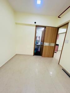 Bedroom Image of 560 Sq.ft 1 BHK Apartment / Flat for rent in Dadar East Mumbai for Rs. 60000