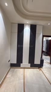 Bedroom Image of 1620 Sq.ft 3 BHK Builder Floor for sale in Azadpur New Delhi for Rs. 28000000