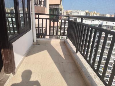 Balcony Image of 1350 Sq.ft 2 BHK Apartment / Flat for sale in Arocon Golf Ville, Crossings Republik Ghaziabad for Rs. 9600000
