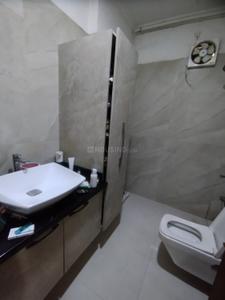 Bathroom Image of 3000 Sq.ft 3 BHK Builder Floor for rent in Hauz Khas New Delhi for Rs. 200000