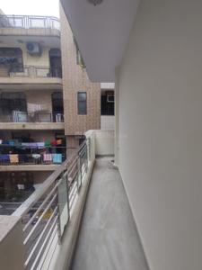 Balcony Image of 900 Sq.ft 3 BHK Builder Floor for sale in Mayur Vihar Phase 1 New Delhi for Rs. 11000000