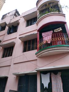 Building Image of 890 Sq.ft 2 BHK Apartment / Flat for sale in Prantik Apartment, Paschim Barisha Kolkata for Rs. 3200000