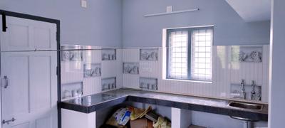 Kitchen Image of 1000 Sq.ft 3 BHK Independent House for sale in Chathamkulam Kalpathy River View, Valiyapadam Palakkad for Rs. 3900000
