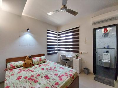 Bedroom Image of 1395 Sq.ft 3 BHK Apartment / Flat for sale in Emaar Emerald Hill, Sector 65 Gurgaon for Rs. 28700000