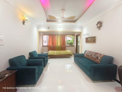 Hall Image of 1500 Sq.ft 3 BHK Apartment / Flat for sale in Akota Vadodara for Rs. 6000000