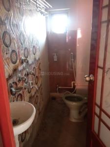 Bathroom Image of 720 Sq.ft 2 BHK Apartment / Flat for sale in Kalighat Kolkata for Rs. 7000000