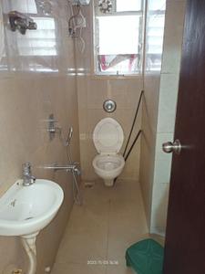 Bathroom Image of 650 Sq.ft 1.5 BHK Apartment / Flat for sale in Ghatkopar East Mumbai for Rs. 13500000