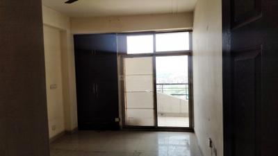 Bedroom Image of 1250 Sq.ft 2 BHK Apartment / Flat for rent in Ajnara Gen X, Crossings Republik Ghaziabad for Rs. 18000