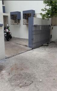 Image of 550 Sq.ft 1 BHK Apartment / Flat for sale in Bhakti Nagar, Rajkot for Rs. 1300000
