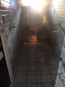 Bathroom Image of 1000 Sq.ft 2 BHK Apartment / Flat for rent in Madhubani Purnea for Rs. 6000