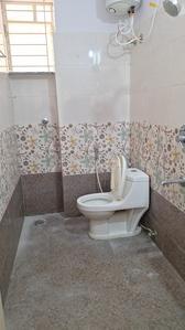 Om Arine Amaryllis Bathroom Two 4