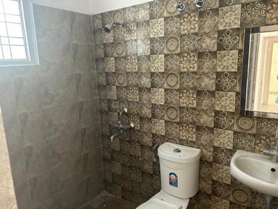 Bathroom Image of 2160 Sq.ft 3.5 BHK Builder Floor for sale in Sector 84 Gurgaon for Rs. 18000000