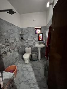 Bathroom Image of 1620 Sq.ft 2.5 BHK Apartment / Flat for sale in Bhondsi Gurgaon for Rs. 11500000