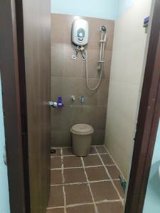 Bathroom Image of 700 Sq.ft 1 BHK Apartment / Flat for rent in Raunak City, Kalyan West Kalyan for Rs. 17000