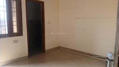 Bedroom Image of 900 Sq.ft 2 BHK Apartment / Flat for sale in Shalimar Garden Ghaziabad for Rs. 5300000