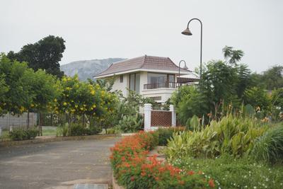 Image of 6000 Sq.ft Residential Plot / Land for sale in Nandi Hills, Chikballapur District for Rs. 27000000