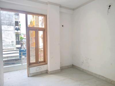 Bedroom Image of 650 Sq.ft 2 BHK Apartment / Flat for sale in Sangam Vihar New Delhi for Rs. 3200000