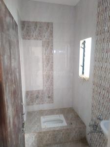 Bathroom Image of 650 Sq.ft 2 BHK Independent House for rent in Ratanpar Rajkot for Rs. 10000