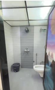 Bathroom Image of 1000 Sq.ft 2 BHK Apartment / Flat for rent in Khar West Mumbai for Rs. 120000
