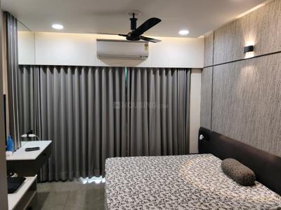 Bedroom Image of 1800 Sq.ft 3 BHK Apartment / Flat for sale in  Pride Icon, Sola Ahmedabad for Rs. 12500000