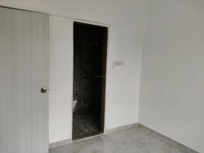 Bedroom Image of 930 Sq.ft 2 BHK Apartment / Flat for sale in Kukreja Complex, Bhandup West Mumbai for Rs. 16000000