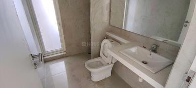 Bathroom Image of 1020 Sq.ft 3 BHK Apartment / Flat for sale in Hiranandani Canary, Hiranandani Estate Thane for Rs. 26500000