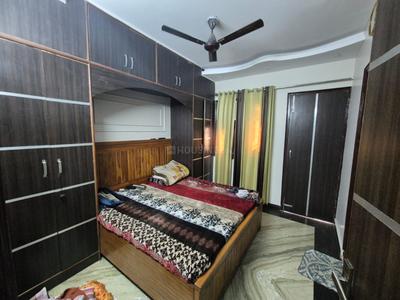 Bedroom Image of 1000 Sq.ft 3 BHK Builder Floor for sale in Ramesh Nagar New Delhi for Rs. 12500000