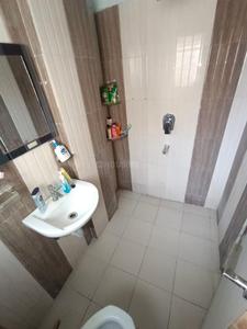 Bathroom Image of 1250 Sq.ft 3 BHK Apartment / Flat for sale in Suman Navya, New Alipore Kolkata for Rs. 8000000