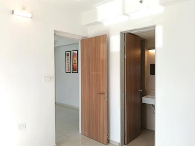 Bedroom Image of 1100 Sq.ft 3 BHK Apartment / Flat for rent in Godrej Emerald, Kasarvadavali Thane for Rs. 45000