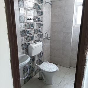 Bathroom Image of 765 Sq.ft 2 BHK Apartment / Flat for sale in Signature Global Global Proxima II, Sector 89 Gurgaon for Rs. 7200000